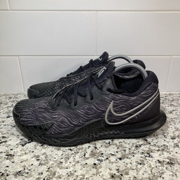nadal black nike shoes
